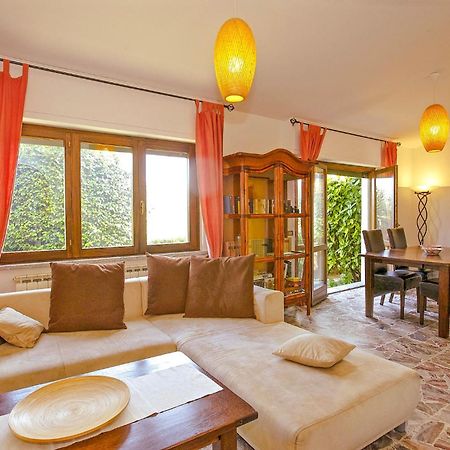 Вилла Casa La Campanella Germignaga Экстерьер фото